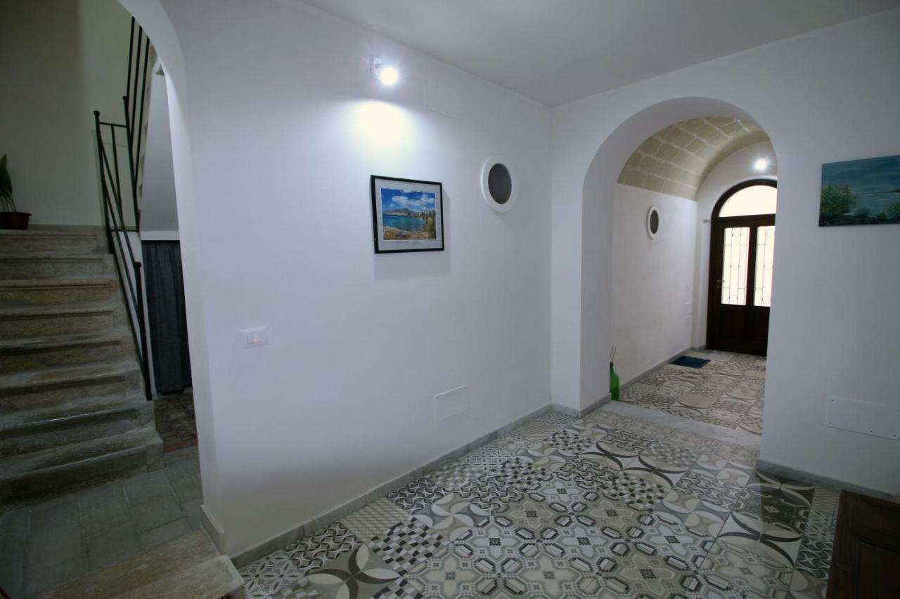 De Nobili'S Apartments Trapani Zewnętrze zdjęcie
