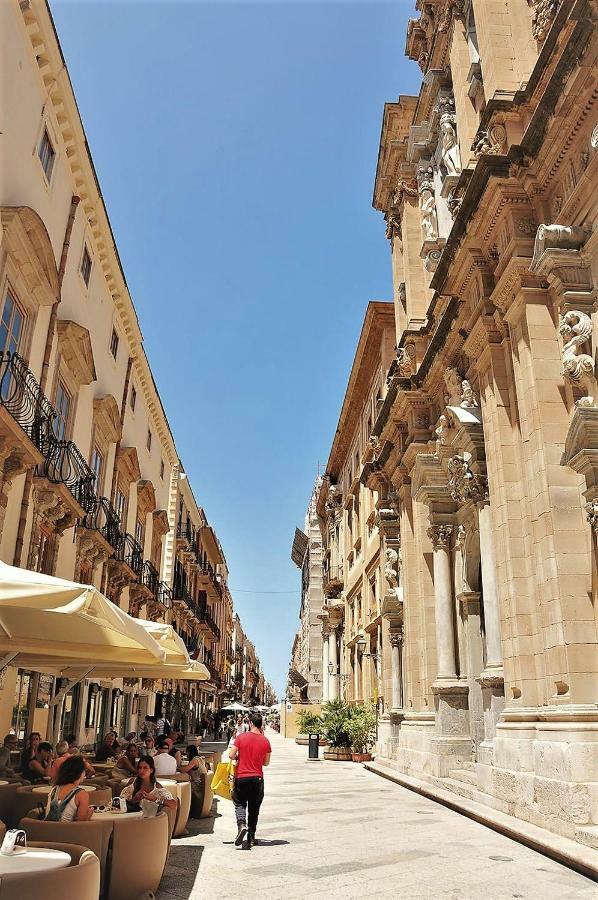 De Nobili'S Apartments Trapani Zewnętrze zdjęcie